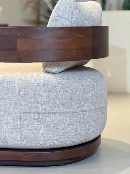 Muebles de exterior elaborados con la prestigiosa madera de Teca de América del Sur de Grado A