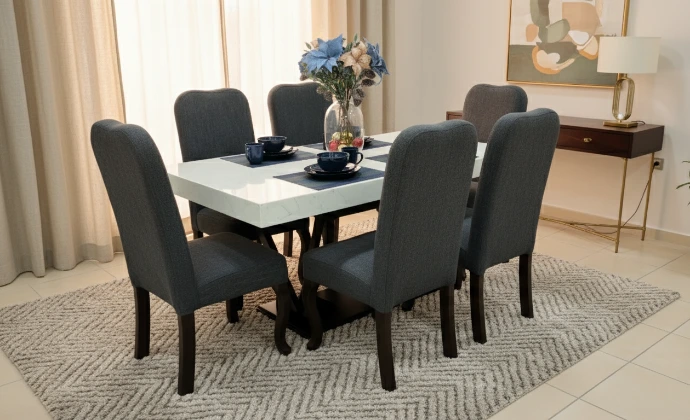 Fabricacion de juegos de comedor en madera, cuarzo y vidrio.